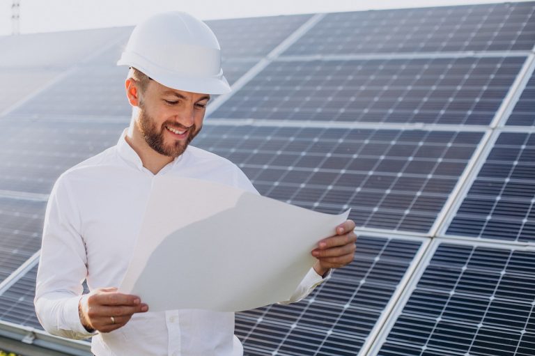 Read more about the article Dimensionamento de projetos fotovoltaicos: o que é e como fazer