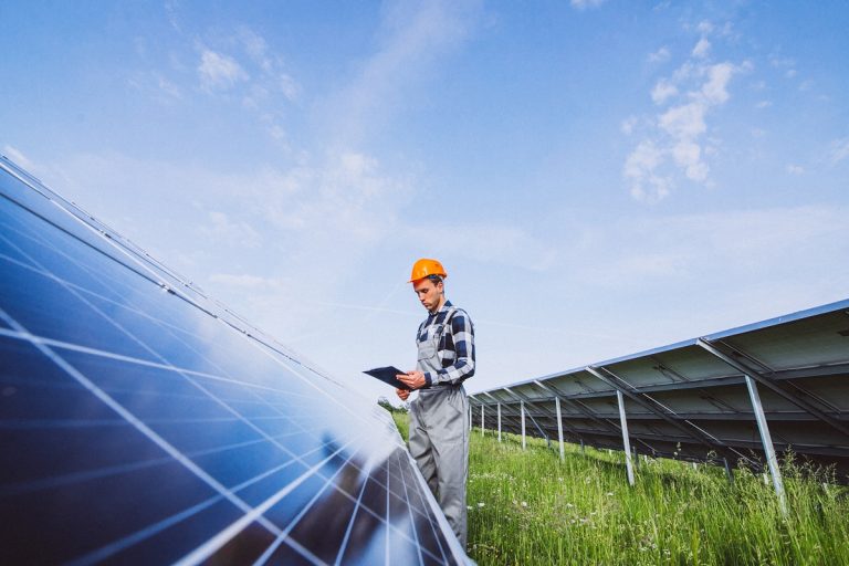 Read more about the article Gerar propostas de energia solar com o Solarfy